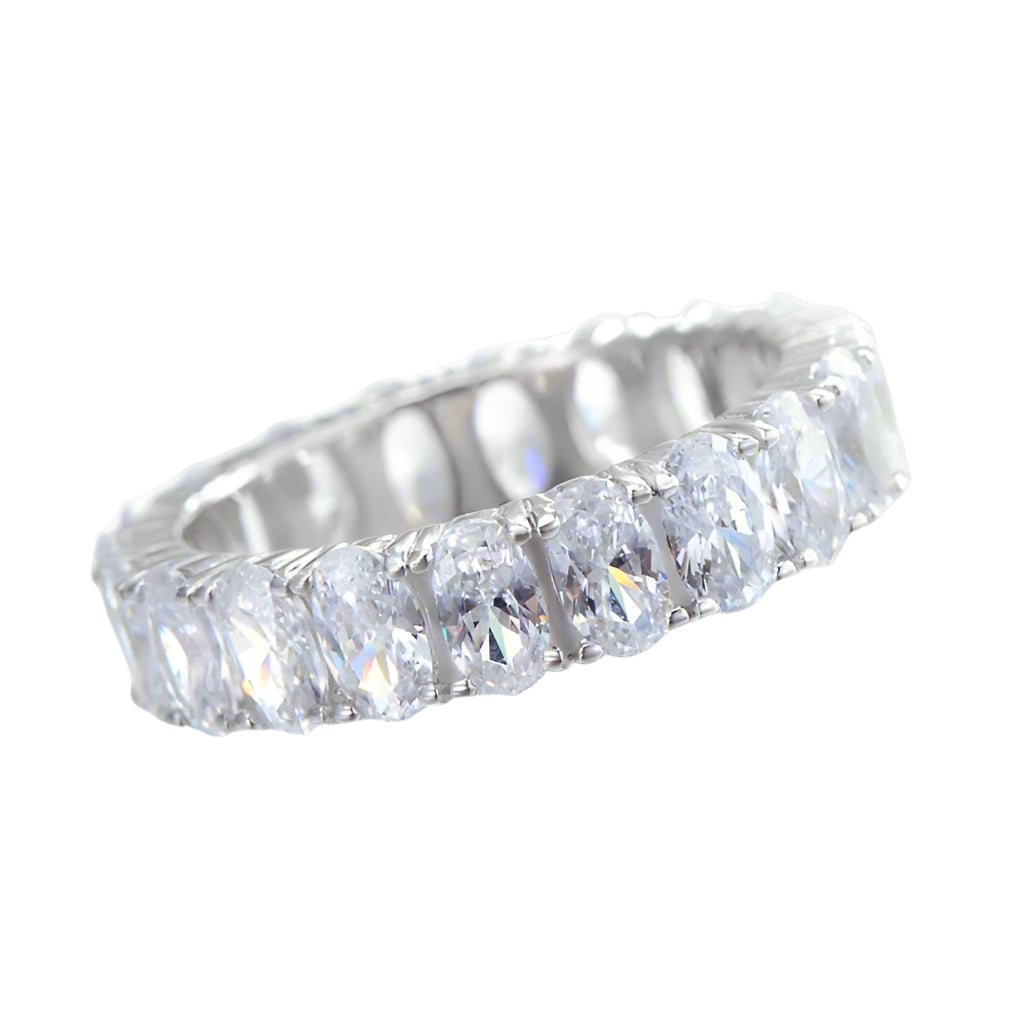 Classic Oval Sparkling Ring