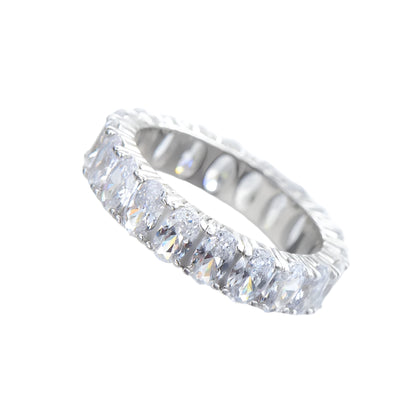 Classic Oval Sparkling Ring