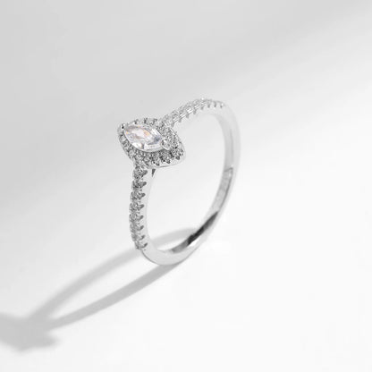 Exquisite Luxury Marquise Ring